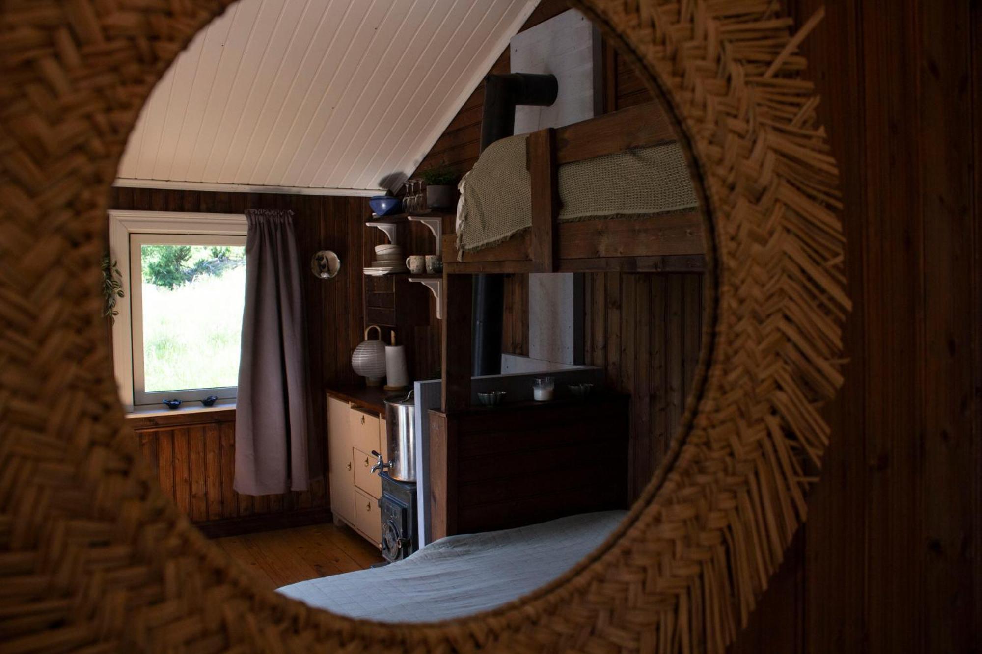 Cosy Cabin Without Running Water And Electricity Levanger Quarto foto